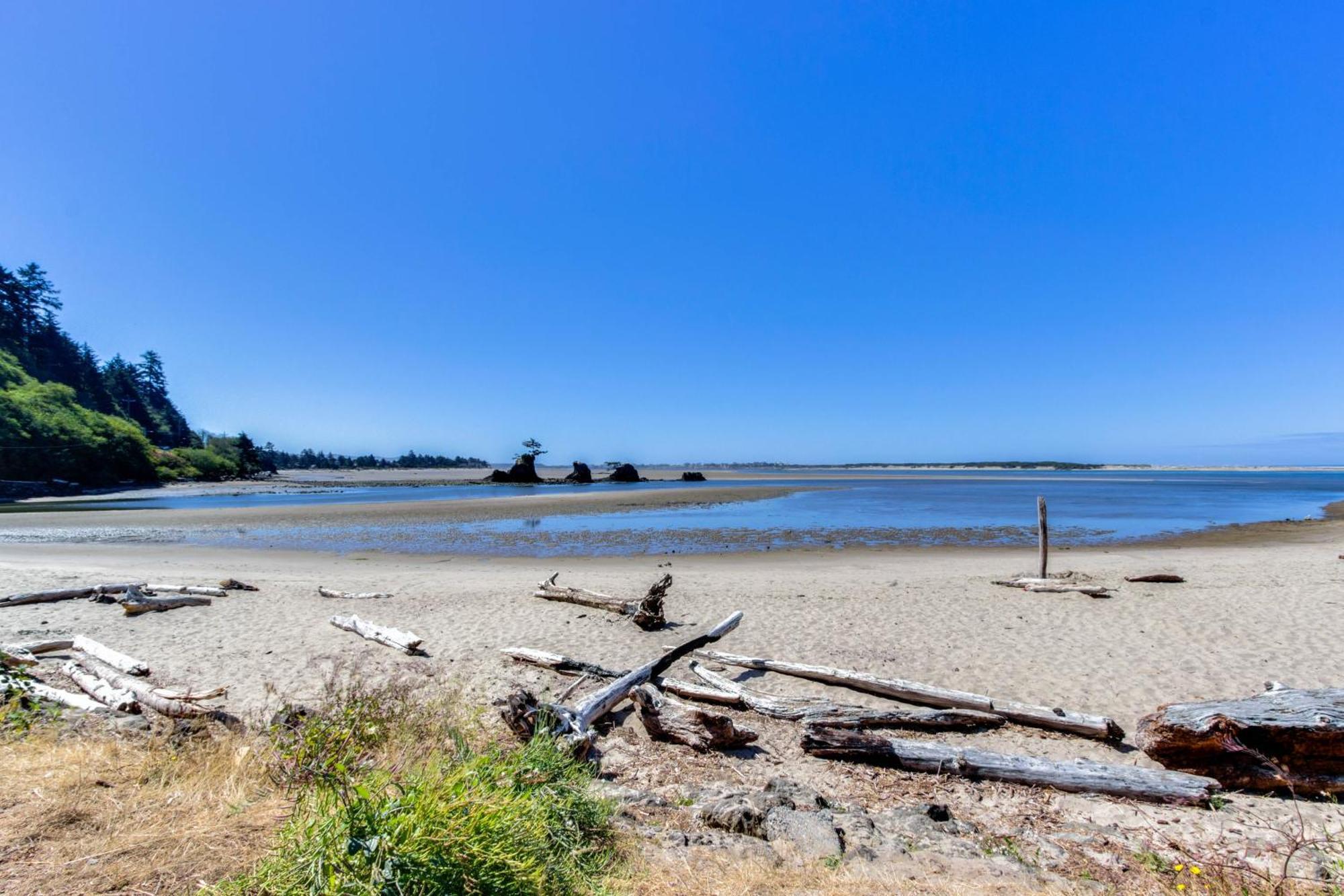 Apartamento Waters Edge Salishan Beach Habitación foto