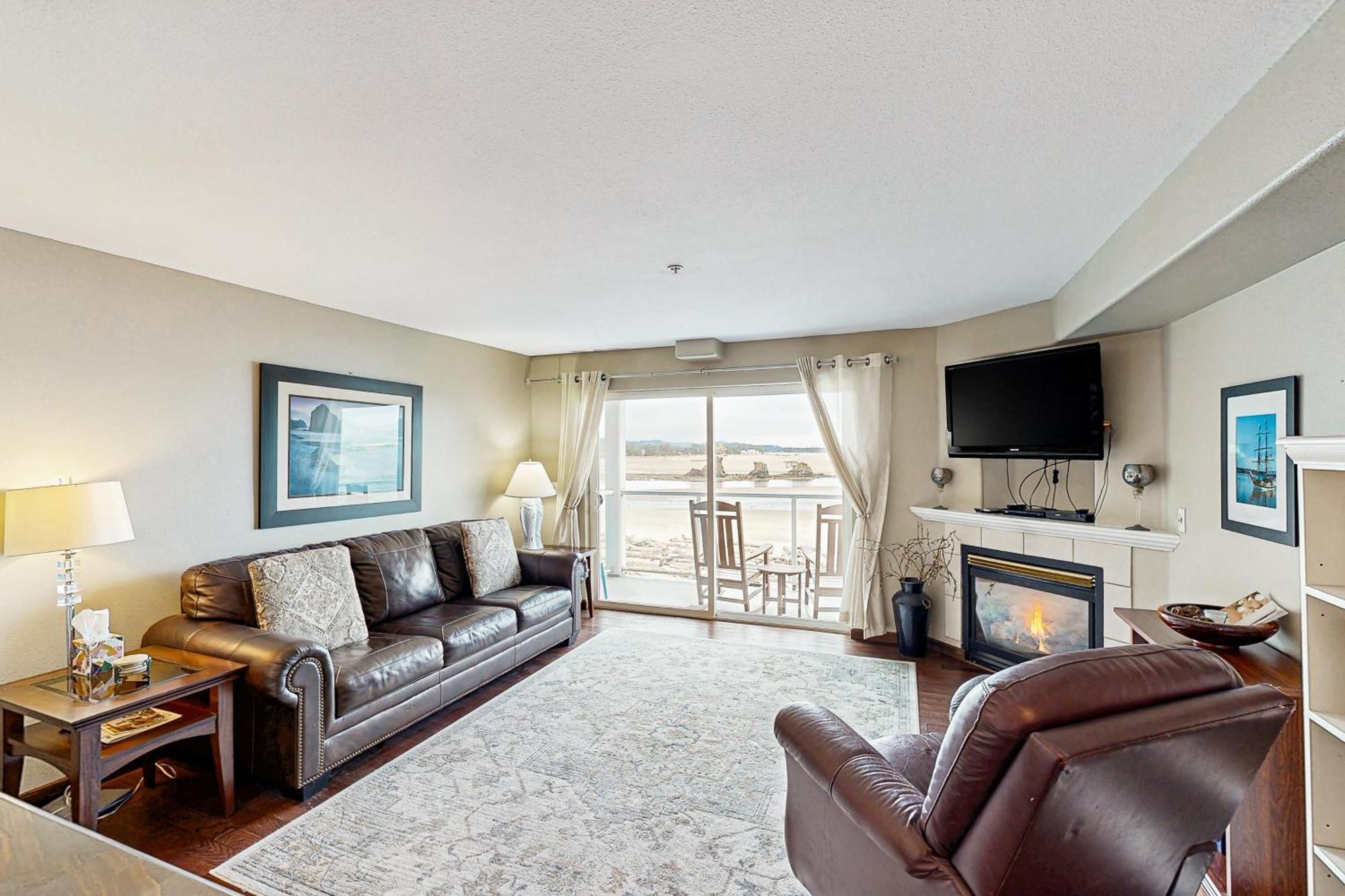 Apartamento Waters Edge Salishan Beach Habitación foto